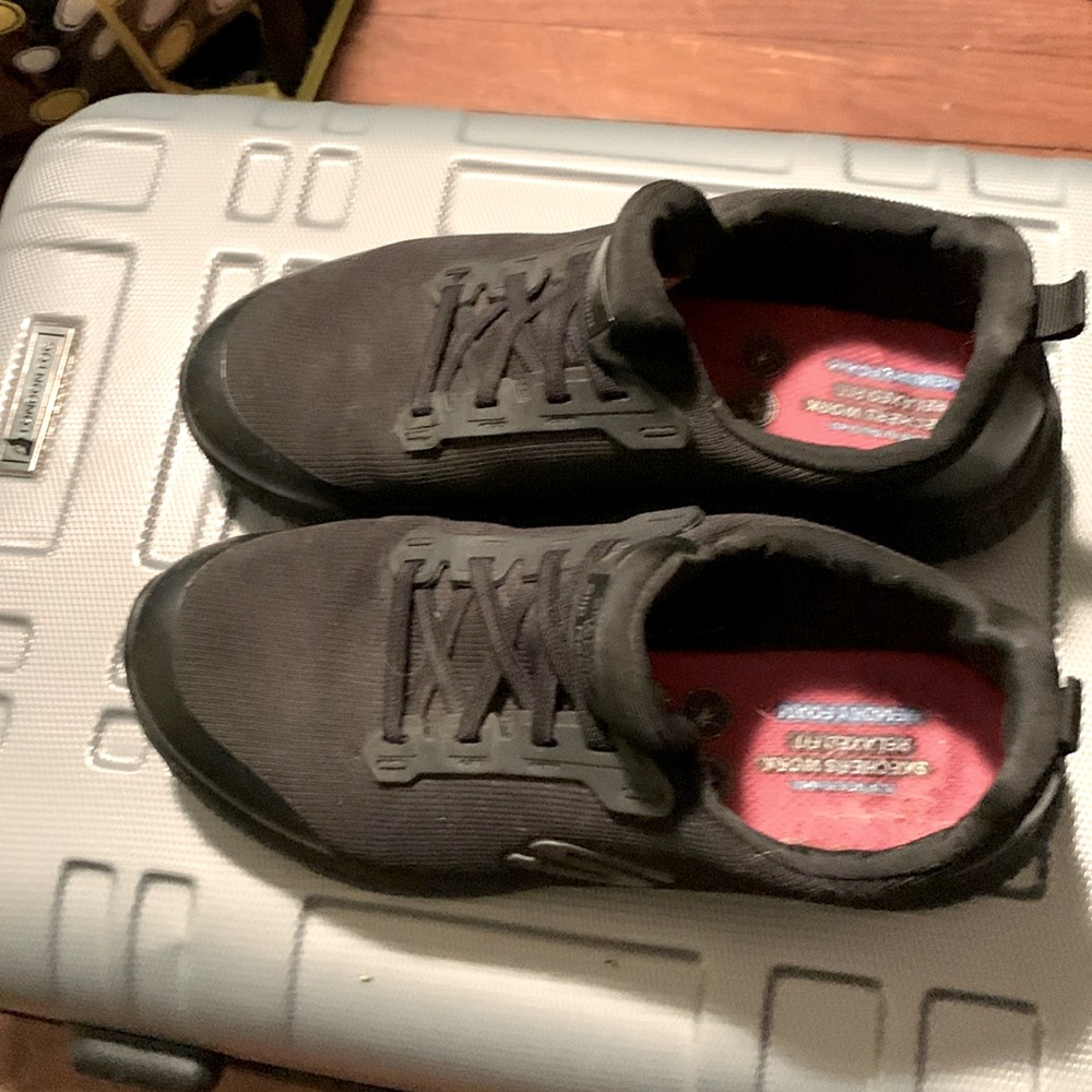 Skechers Slip Resistant work Shoe